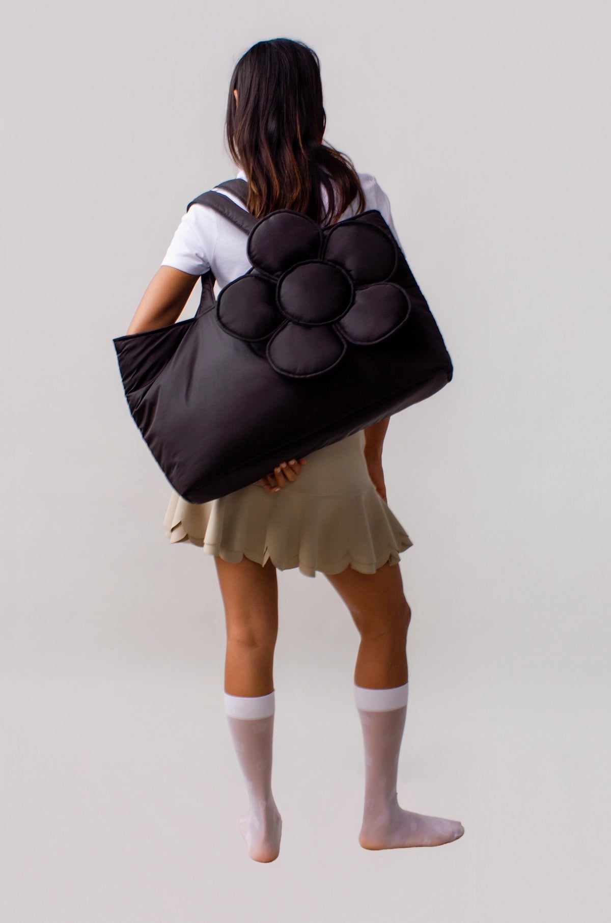 Blooming Daisy Tote Black